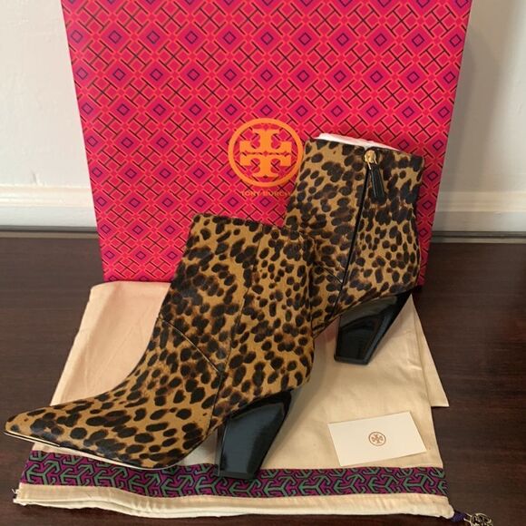 Tory Burch Lila genuine calf hair pointed toe leopard print bootie size 6,5 new - Picture 3 of 16
